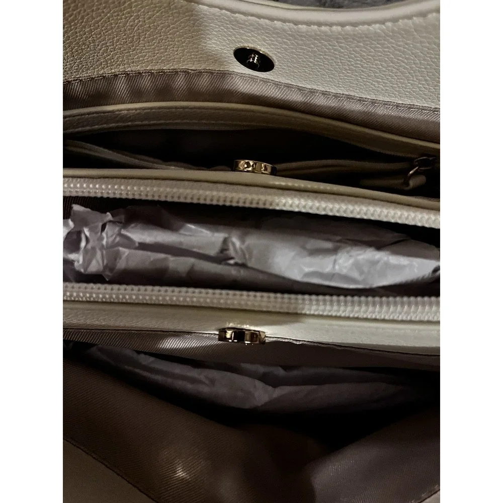 NEW WITH TAGS LC Lauren Conrad Autumn Charm Top Handle, White Oak [O]